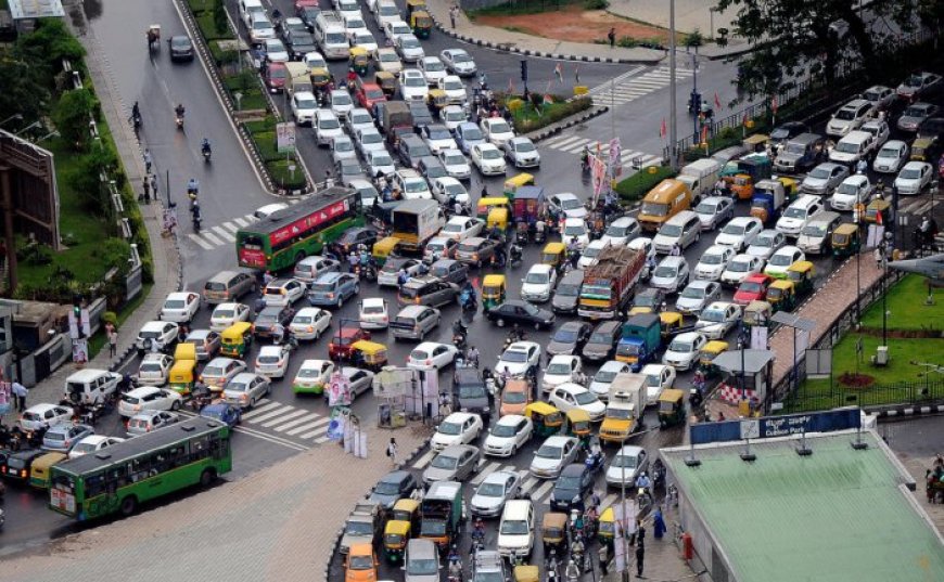 5 Ways Libertarians Would Fix Indian Traffic (Hint: No Toll Plazas, Just Freedom of Movement)