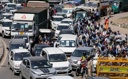 Libertarian Solutions to India’s Traffic Problem: More Cars, Less Rules?